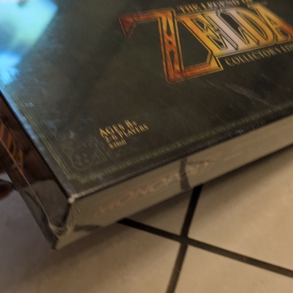 NEW Monopoly The Legend Of Zelda Collectors Edition - Picture 3 of 7